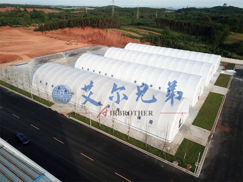 怎樣安裝大型氣柱式膜結構充氣帳篷？