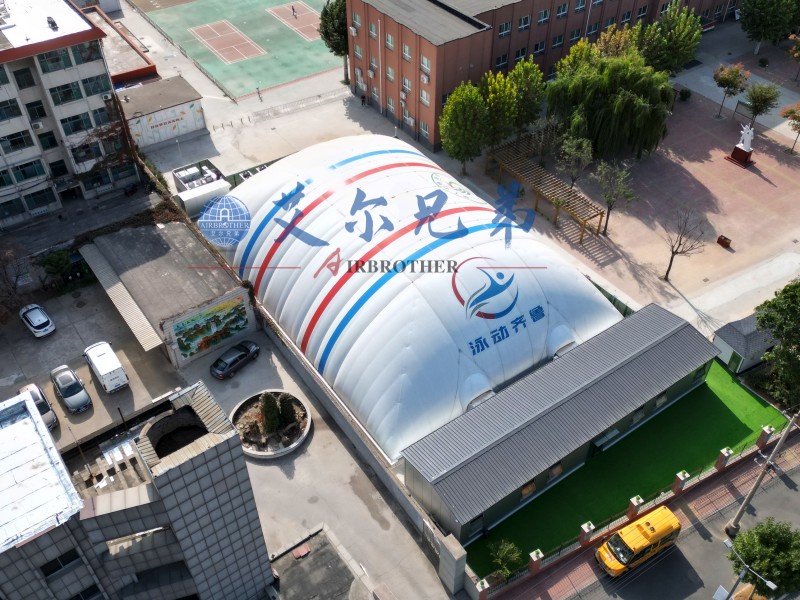 800平氣膜游泳館恒溫恒濕，相比傳統建筑性價比高