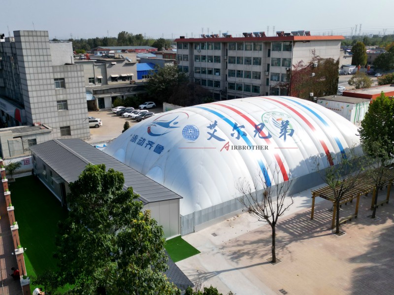 氣膜體育館的維護(hù)成本高嗎？